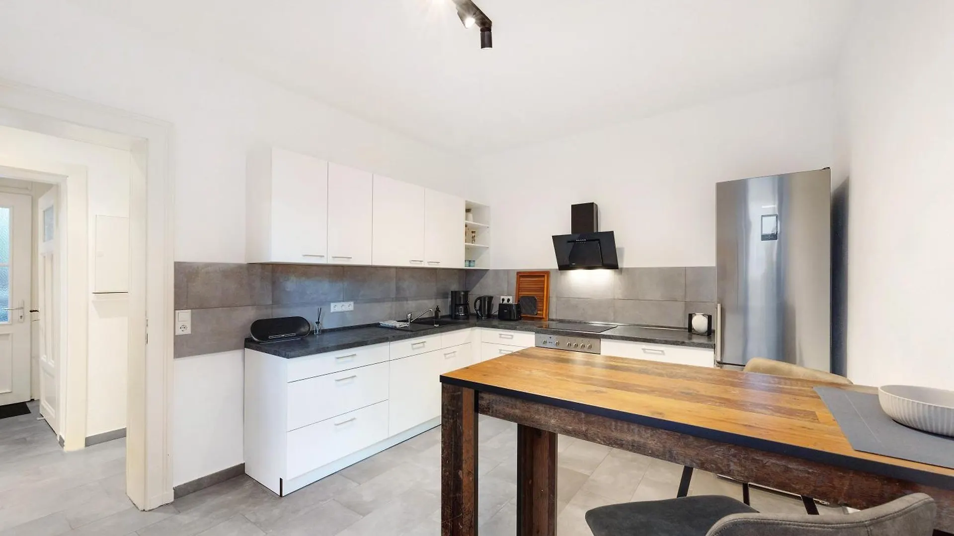 Moderne Businesswohnung In Toplage Hannover